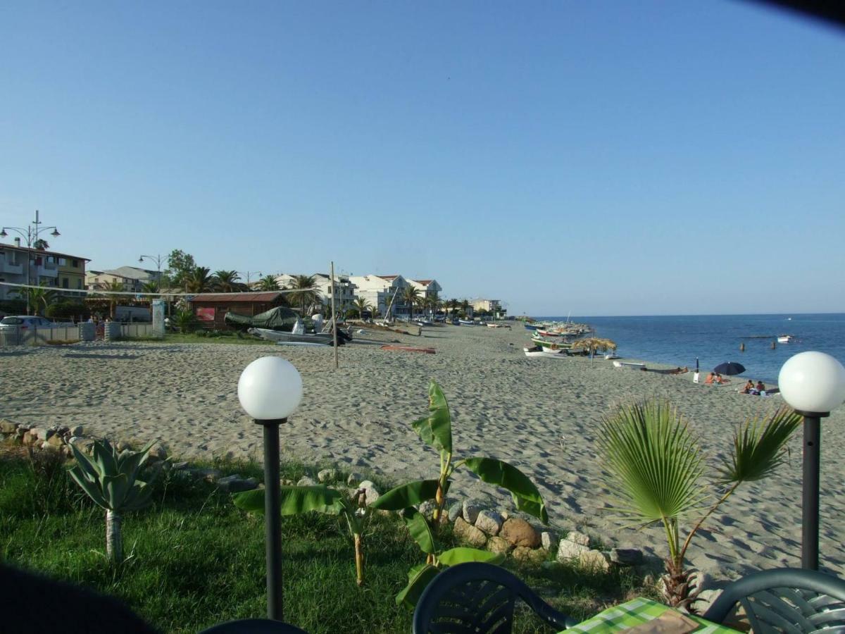 Villa Spaia Brancaleone Marina Extérieur photo